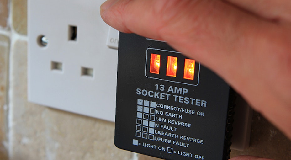 Socket testing