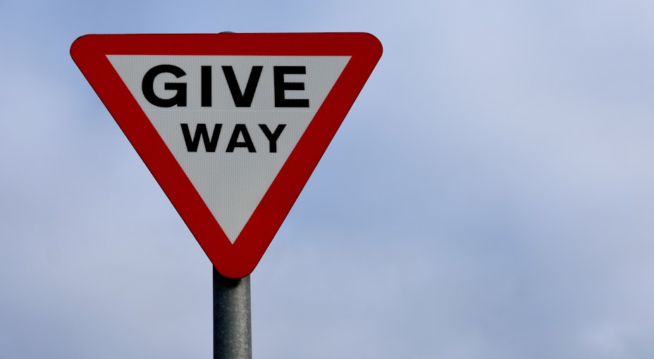 the view of a traffic sign for a learner driver